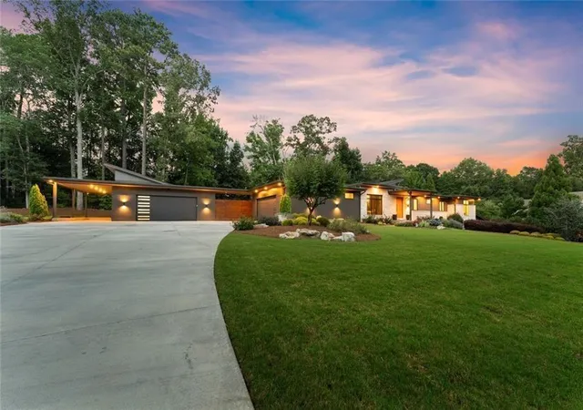 Photo 3 of Sale Pending at 574 Riverside Rd, Sugar Hill, GA 30518 | MLS# 7813381 | Listing updated on 2026-09-25
