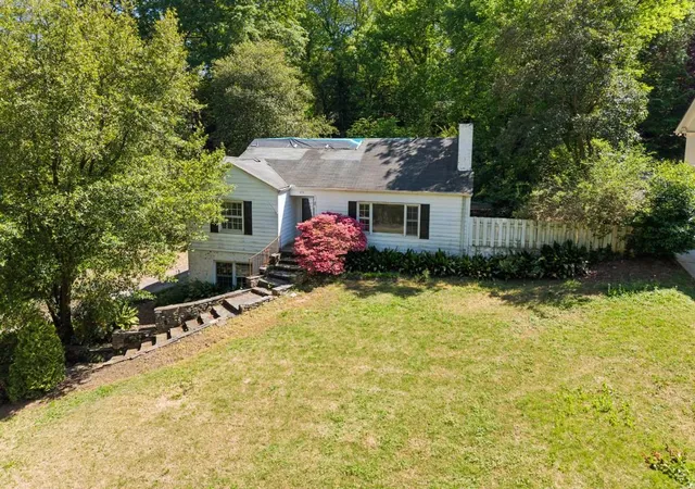 2nd image of 314 Garden Ln Nw, Atlanta, GA 30309 | MLS# 7764593