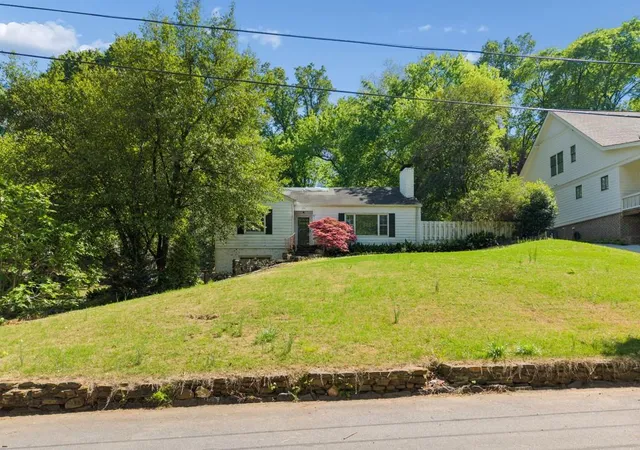 3rd image of 314 Garden Ln Nw, Atlanta, GA 30309 | MLS# 7764593