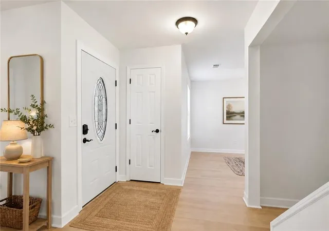 3rd image of 17 Riverview Ct Se, Cartersville, GA 30120 | MLS# 7785838