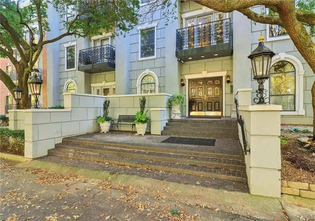 2nd image of 3071 Lenox Rd Ne, Atlanta, GA 30324