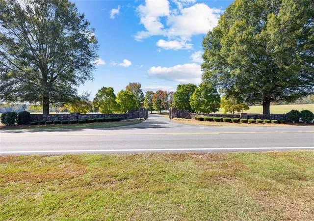 Homes for sale in Woodland, GA | 5225 Chalybeate Springs Rd, Woodland, GA 31836 | MLS# 7674064