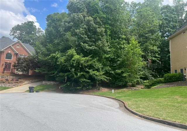 1st image of 1894 Point River Dr, Duluth, GA 30097 | MLS# 7737748