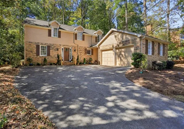 Photo 1 of Single family home for sale at 5596 Glenrich Dr, Atlanta, GA 30338 | MLS# 7860910 | Listing updated on 2026-10-30