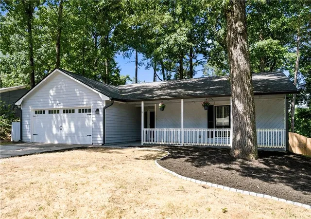 Photo 2 of Sale Pending at 4771 Pinefield Dr NW, Acworth, GA 30102 | MLS# 7824598 | Listing updated on 2026-10-29