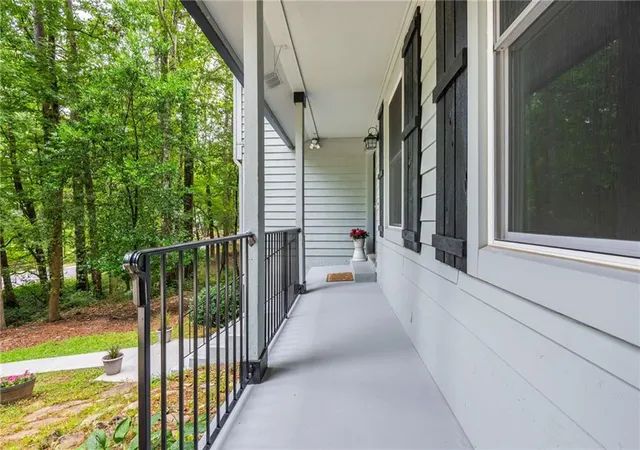 3rd image of 180 Wills Ln, Alpharetta, GA 30009 | MLS# 7809229