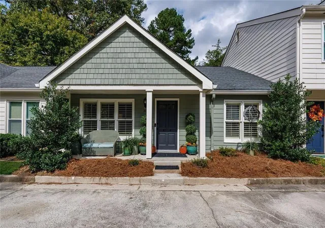 1st image of 1836 S Garden Ct Ne, Brookhaven, GA 30319 | MLS# 7738160