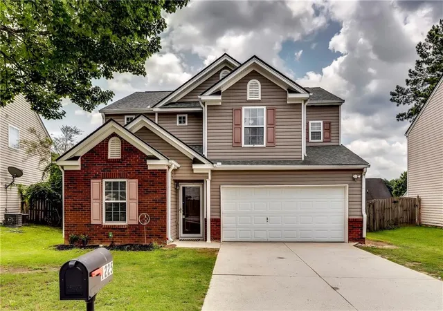 Homes for sale in Lithia Springs, GA | 1225 Andrews Dr, Lithia Springs, GA 30122 | MLS# 7787650