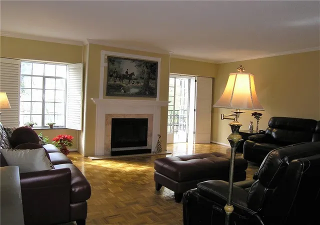 Condominium at 3648 Peachtree Rd Ne #2E, Atlanta, GA 30319 | MLS# 6519683 |  | Sold on 2019-08-16