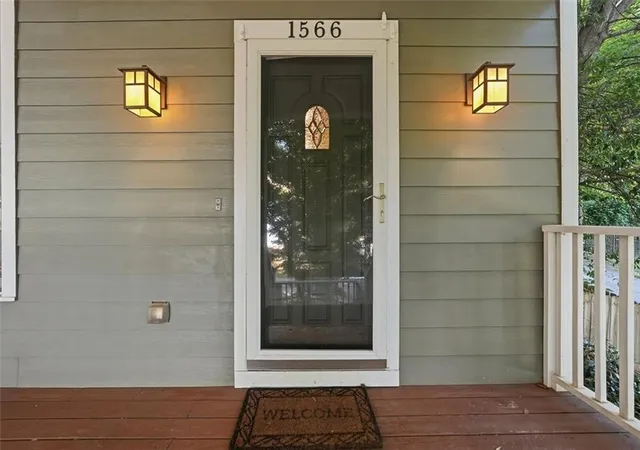 2nd image of 1566 Conway Rd, Decatur, GA 30032 | MLS# 7800544
