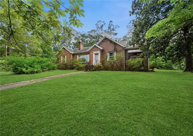 2nd image of 5922 Medlock Ave, Austell, GA 30106 | MLS# 7805421