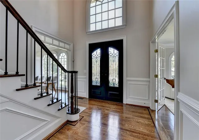 Photo 4 of Single family home for sale at 4105 Falls Ridge Dr, Johns Creek, GA 30022 | MLS# 7829061 | Listing updated on 2026-09-03
