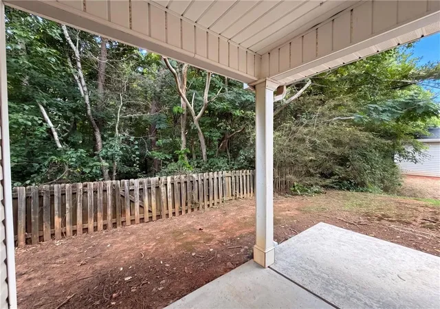 17th image of 10543 Crabtree Dr, Jonesboro, GA 30238 | MLS# 7804901