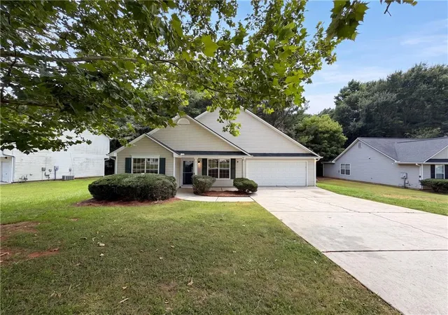 1st image of 10543 Crabtree Dr, Jonesboro, GA 30238 | MLS# 7804901