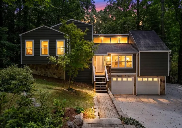 Photo 3 of Sale Pending at 1750 Cedar Ridge Ct SE, Smyrna, GA 30080 | MLS# 7812507 | Listing updated on 2026-09-09