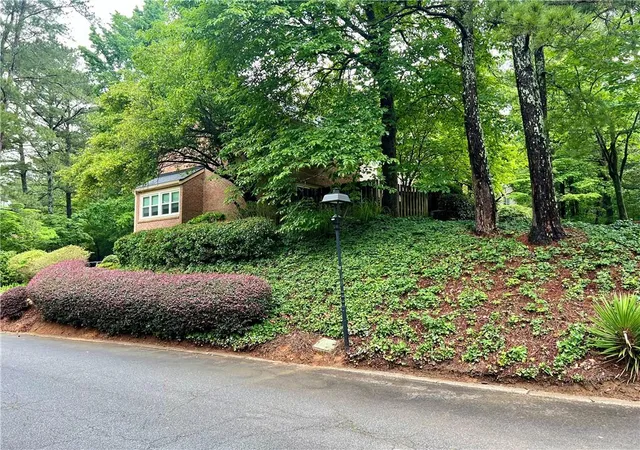 5th image of 2101 Cobble Ln, Atlanta, GA 30338 | MLS# 7777683