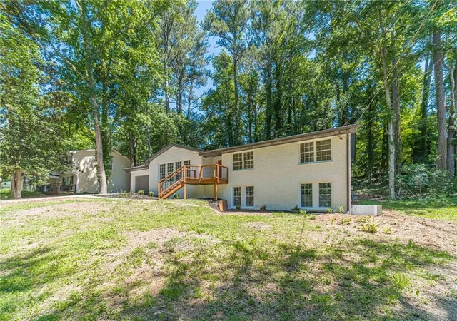 Homes for sale in Lilburn, GA | 664 Hickory Ridge Rd Sw, Lilburn, GA 30047 | MLS# 7790706