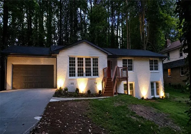 Homes for sale in Lilburn, GA | 664 Hickory Ridge Rd Sw, Lilburn, GA 30047 | MLS# 7790706