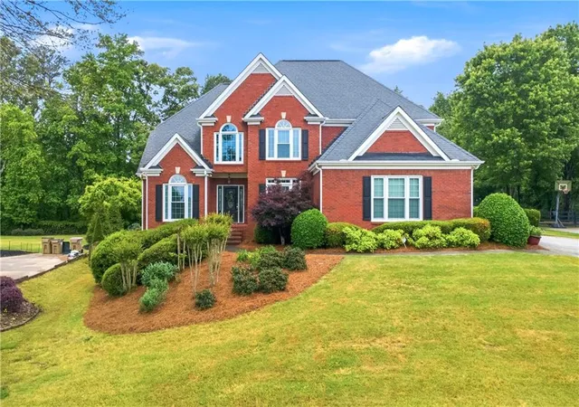 Photo 1 of Single family home for sale at 4965 Oakmont Bnd Dr, Alpharetta, GA 30004 | MLS# 7818985 | Listing updated on 2026-09-11