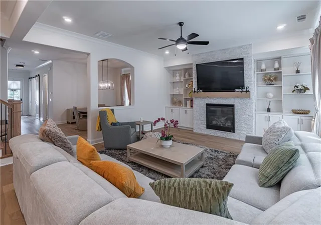 3rd image of 604 Kiley Ln, Johns Creek, GA 30097 | MLS# 7770818