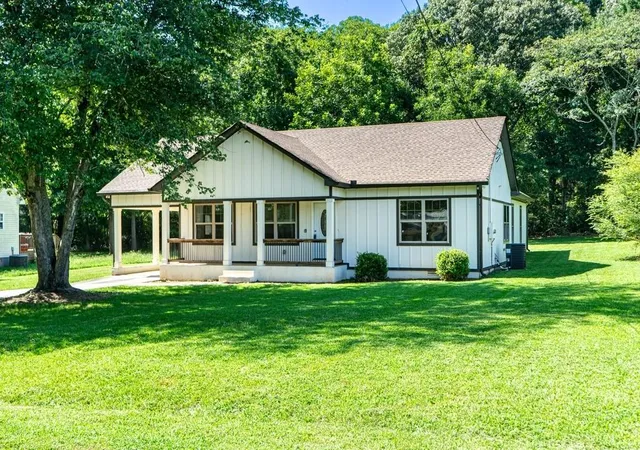1st image of 224 Doster Ave, Monroe, GA 30656 | MLS# 7825334