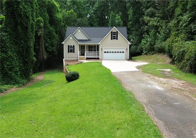 2nd image of 420 Henry Pirkle Dr, Dawsonville, GA 30534 | MLS# 7818785