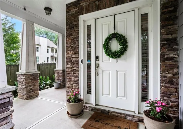 2nd image of 2510 Edwards Dr Nw, Atlanta, GA 30318 | MLS# 7808762