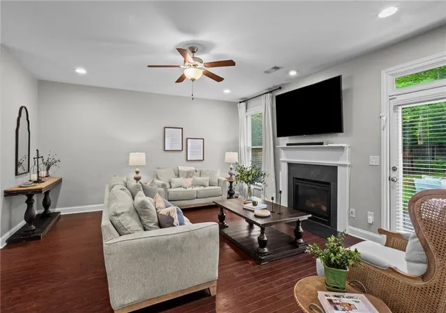 5th image of 2510 Edwards Dr Nw, Atlanta, GA 30318 | MLS# 7808762