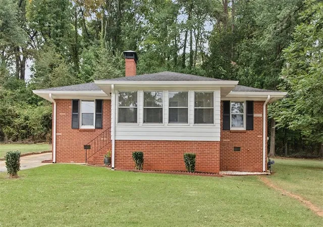 Photo 1 of Single family home for sale at 2686 Snapfinger Rd, Decatur, GA 30034 | MLS# 7849168 | Listing updated on 2026-10-23