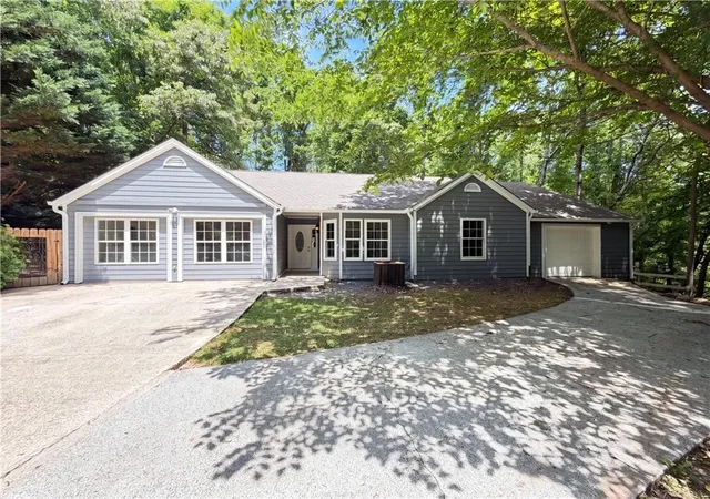 Photo 1 of Sale Pending at 1121 Canvas Back Dr, Woodstock, GA 30189 | MLS# 7772176 | Listing updated on 2026-10-07