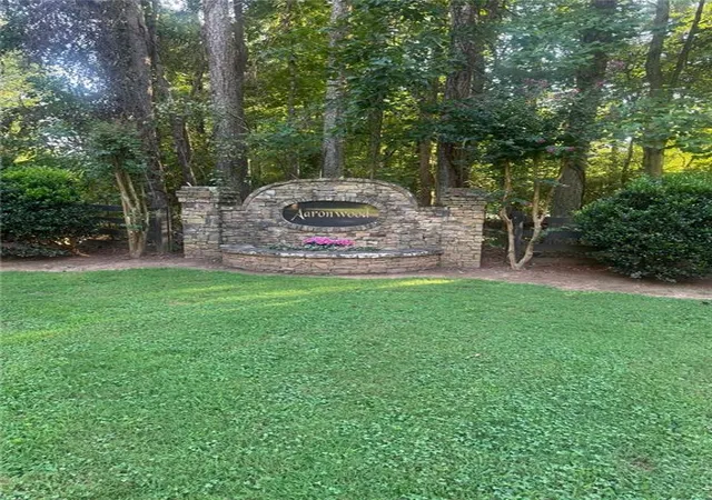 12th image of 121 Aaronwood Ct, Alpharetta, GA 30004 | MLS# 7639768