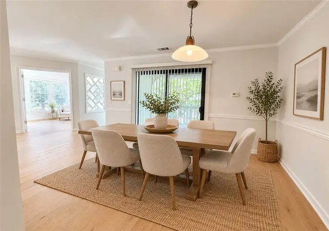 Photo 3 of Condo for sale at 211 Abingdon Way, Sandy Springs, GA 30328 | MLS# 7808337 | Listing updated on 2026-09-09