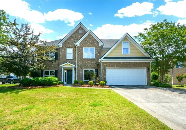 Photo 1 of Sale Pending at 3420 Bulloch Lake Rd, Loganville, GA 30052 | MLS# 7799917 | Listing updated on 2026-10-03