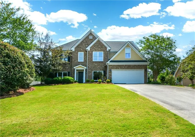 Photo 2 of Sale Pending at 3420 Bulloch Lake Rd, Loganville, GA 30052 | MLS# 7799917 | Listing updated on 2026-10-03