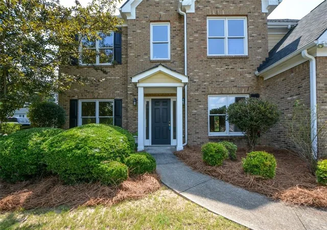 Photo 3 of Sale Pending at 3420 Bulloch Lake Rd, Loganville, GA 30052 | MLS# 7799917 | Listing updated on 2026-10-03