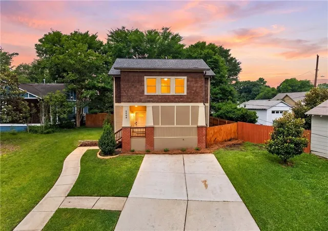 1st image of 2493 Burtz St Nw, Atlanta, GA 30318 | MLS# 7810118