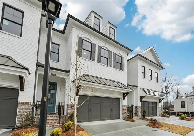 Homes for sale in Buford, GA | 4306 Burton Bend Wy #150, Buford, GA 30518 | MLS# 7772587