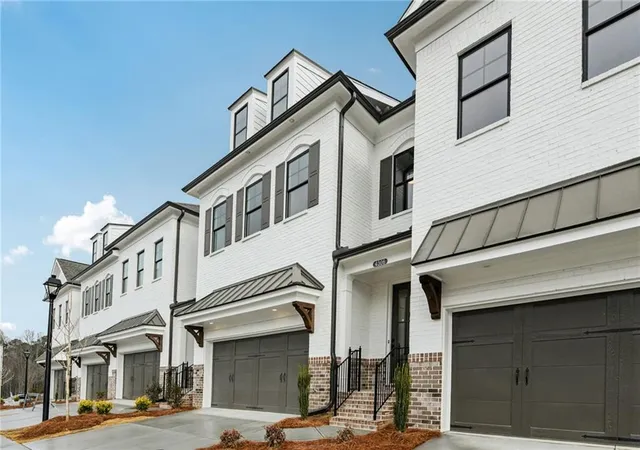 Homes for sale in Buford, GA | 4306 Burton Bend Wy #150, Buford, GA 30518 | MLS# 7772587