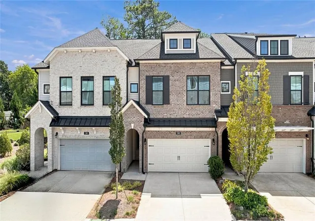 2nd image of 300 Walker Ave, Roswell, GA 30076 | MLS# 7824765