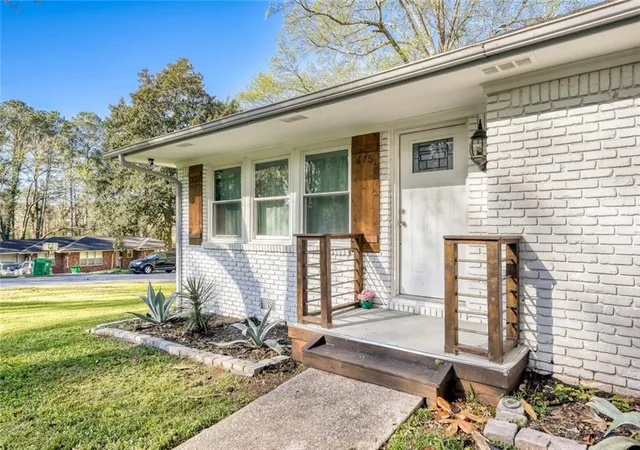 3rd image of 675 Collingwood Dr, Decatur, GA 30032 | MLS# 7802464