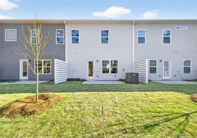 Homes for sale in Villa Rica, GA | 328 Caroline Pl #91, Villa Rica, GA 30180 | MLS# 7775472