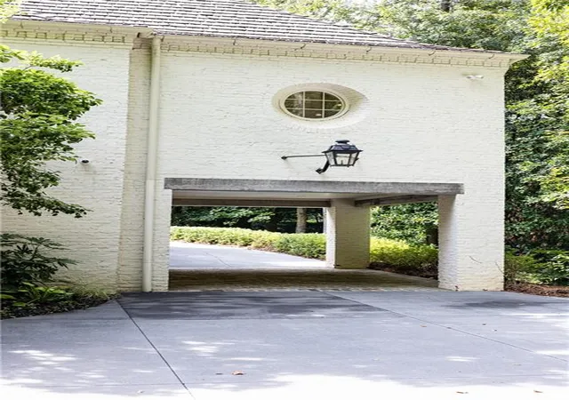 Photo 3 of Single family home for sale at 300 Blackland Rd Nw, Atlanta, GA 30342 | MLS# 7810797 | Listing updated on 2026-09-01
