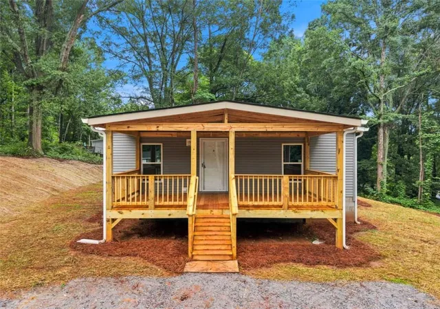 Homes for sale in Villa Rica, GA | 2218 Old Scenic Dr, Villa Rica, GA 30180 | MLS# 7790926