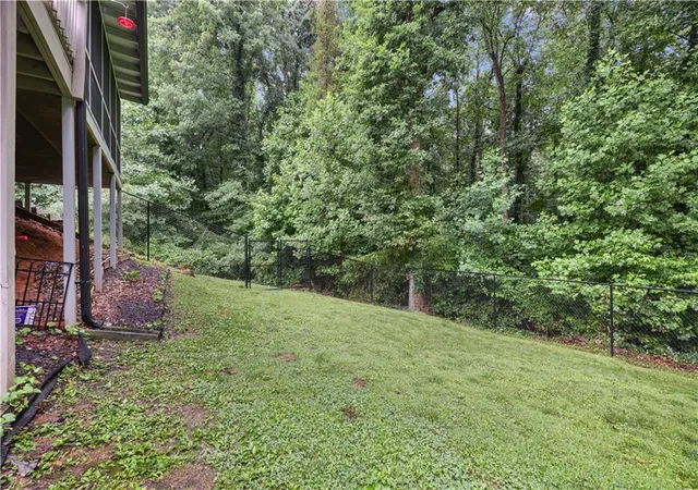 22nd image of 5041 Fitts Dr Ne, Roswell, GA 30075 | MLS# 7789185