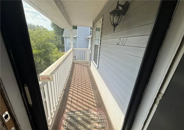2nd image of 207 Olde Mill Ln, Norcross, GA 30093 | MLS# 7818275