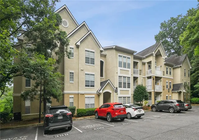 Photo 2 of Condo for sale at 4303 Westchester Ridge Ne #4303, Atlanta, GA 30329 | MLS# 7785257 | Listing updated on 2026-09-24