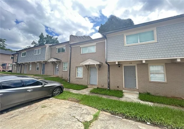Photo 1 of Sale Pending at 2604 Campbellton Rd Sw #2C, Atlanta, GA 30311 | MLS# 7857772 | Listing updated on 2026-10-23