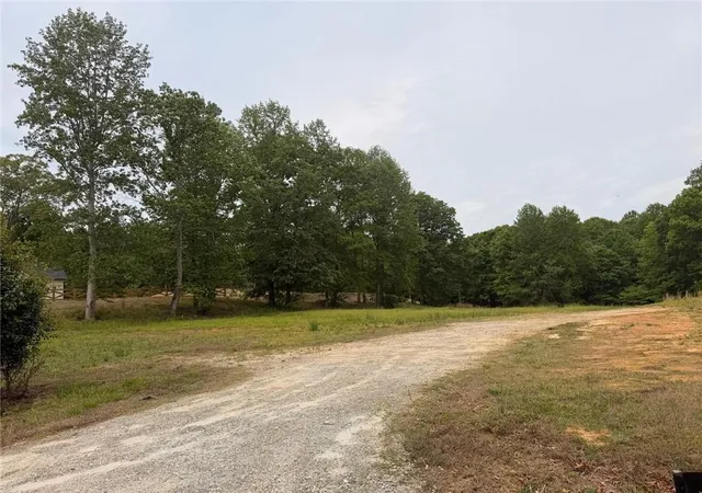 Photo 3 of Sale Pending at 405 Cooper Brg Rd, Braselton, GA 30517 | MLS# 7760414 | Listing updated on 2026-09-08