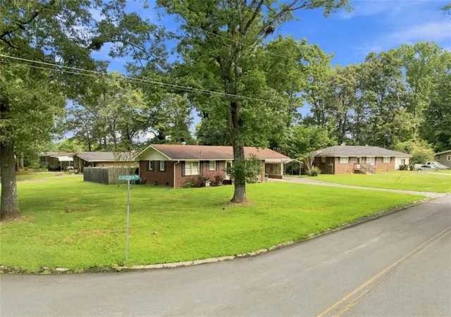 3rd image of 1 Eugenia Cir, Rome, GA 30165 | MLS# 7819012