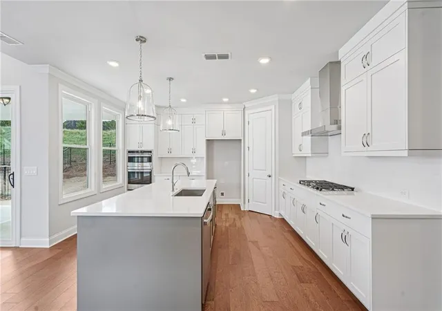 2nd image of 563 Pearl St, Cumming, GA 30040 | MLS# 7763177